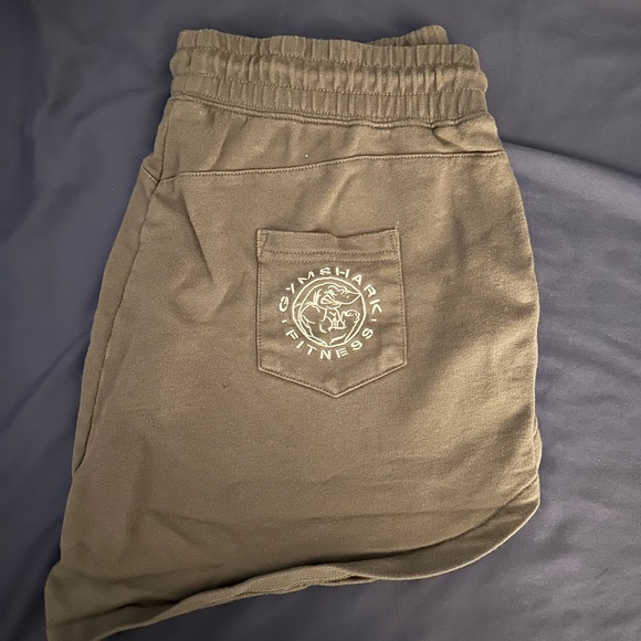 Gymshark legacy shorts - Picture 2 of 5